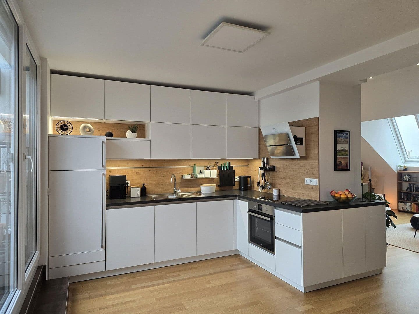 Prenájom bytu 3-izbový 98 m², Schumanngasse 54, Wien, Viedeň Prenájom bytu 3-izbový 98 m², Schumanngasse 54, Wien, Viedeň