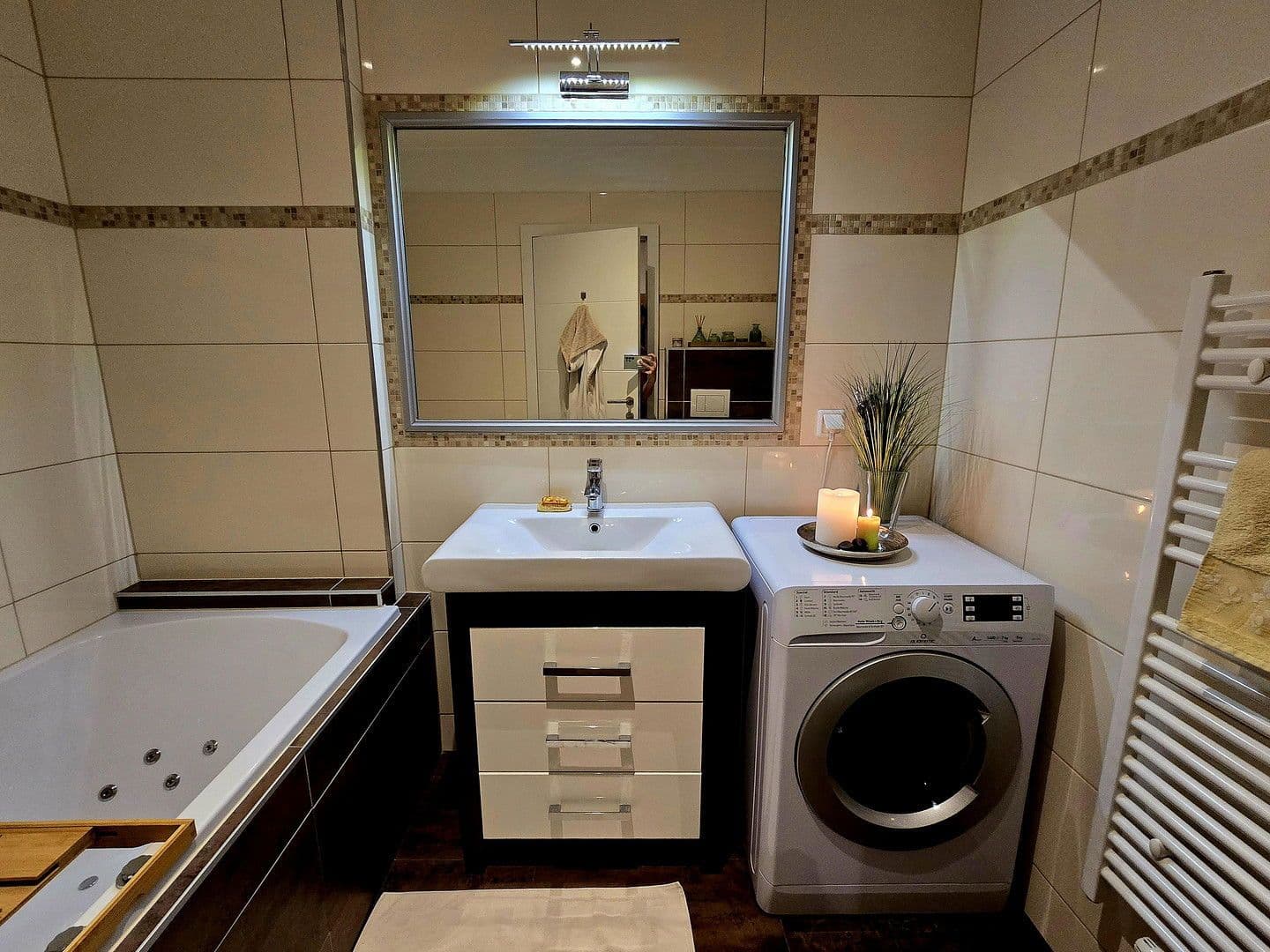 Prenájom bytu 3-izbový 98 m², Schumanngasse 54, Wien, Viedeň Prenájom bytu 3-izbový 98 m², Schumanngasse 54, Wien, Viedeň