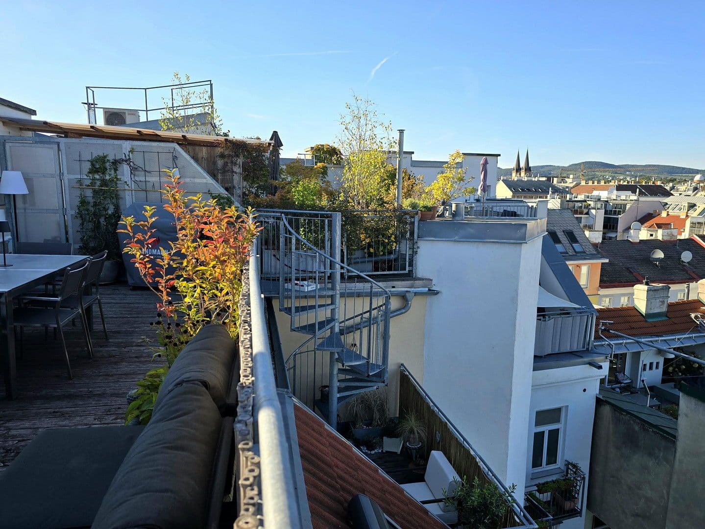 Prenájom bytu 3-izbový 98 m², Schumanngasse 54, Wien, Viedeň Prenájom bytu 3-izbový 98 m², Schumanngasse 54, Wien, Viedeň