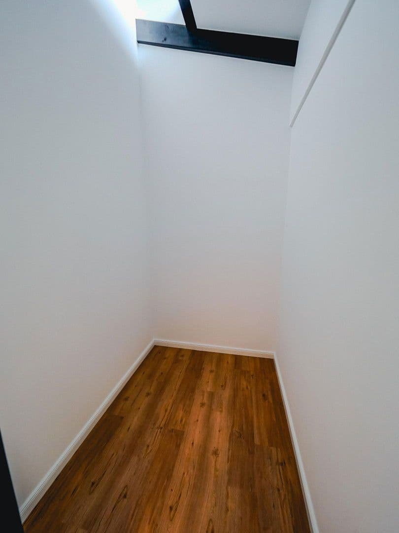 Predaj domu 105 m², pozemek 140 m², Delmenhorst, Dolné Sasko Predaj domu 105 m², pozemek 140 m², Delmenhorst, Dolné Sasko