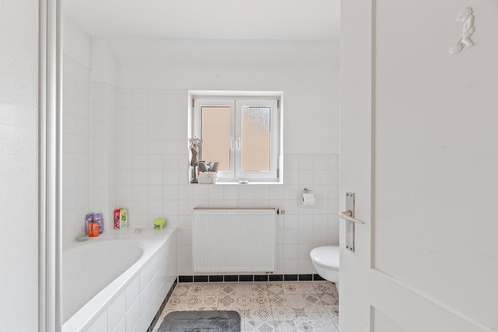 Predaj bytu 4-izbový 83 m², Leonberg, Bádensko-Wurttembersko Predaj bytu 4-izbový 83 m², Leonberg, Bádensko-Wurttembersko