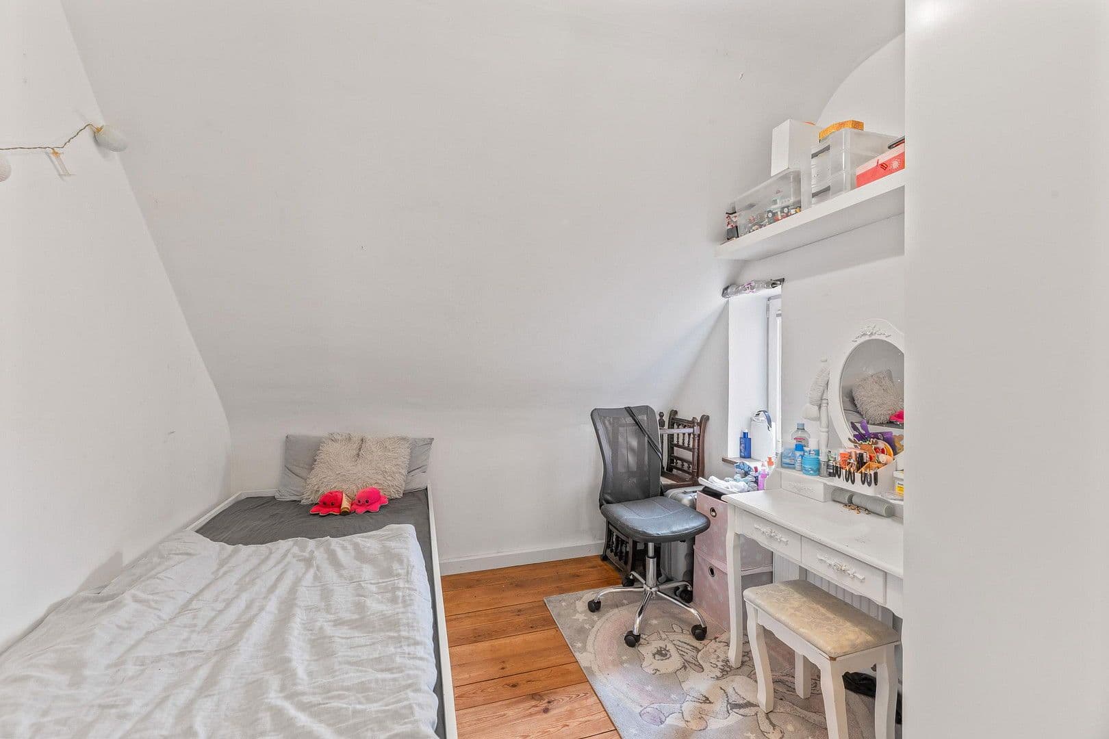Predaj bytu 4-izbový 83 m², Leonberg, Bádensko-Wurttembersko Predaj bytu 4-izbový 83 m², Leonberg, Bádensko-Wurttembersko