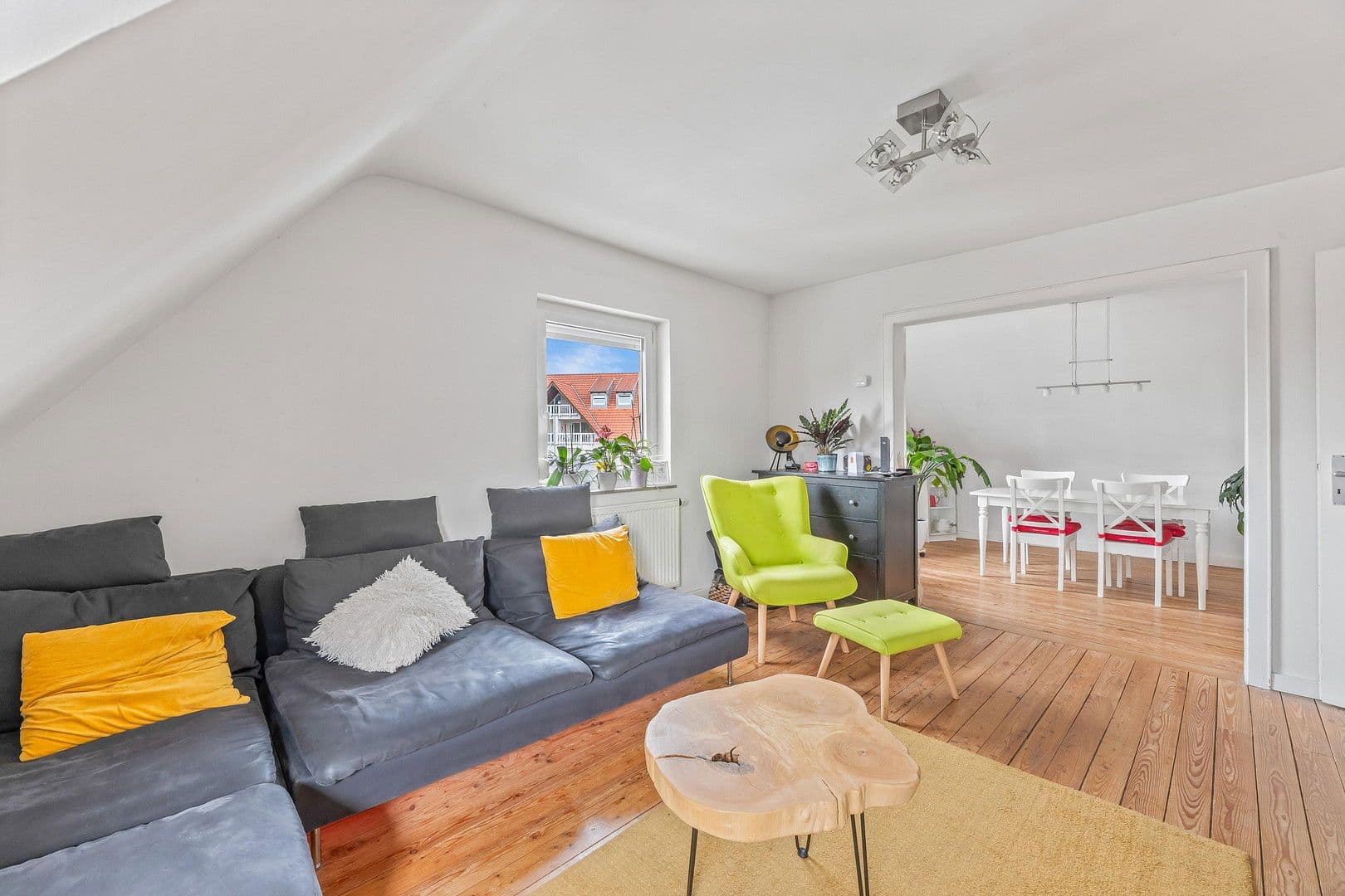 Predaj bytu 4-izbový 83 m², Leonberg, Bádensko-Wurttembersko Predaj bytu 4-izbový 83 m², Leonberg, Bádensko-Wurttembersko