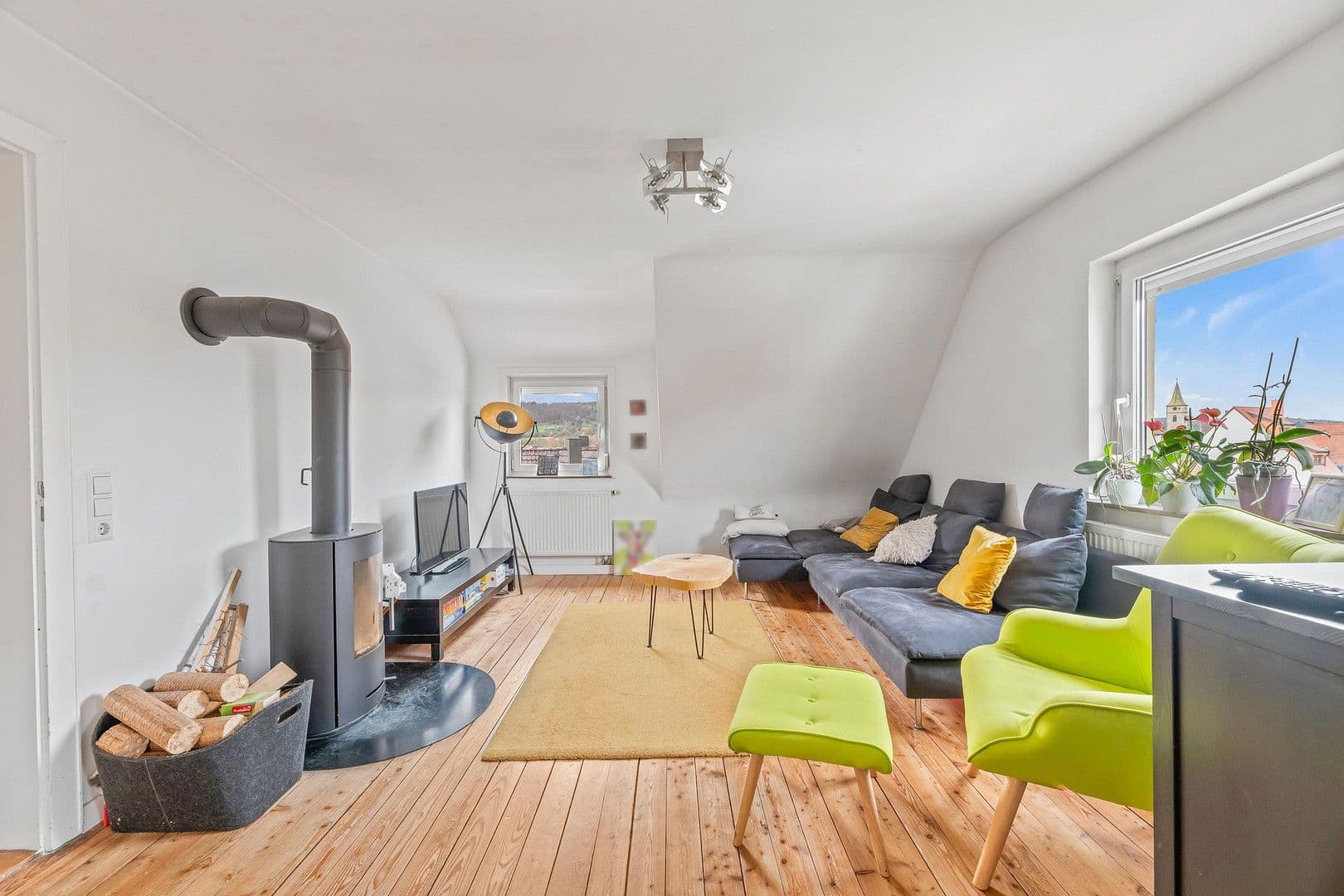 Predaj bytu 4-izbový 83 m², Leonberg, Bádensko-Wurttembersko Predaj bytu 4-izbový 83 m², Leonberg, Bádensko-Wurttembersko