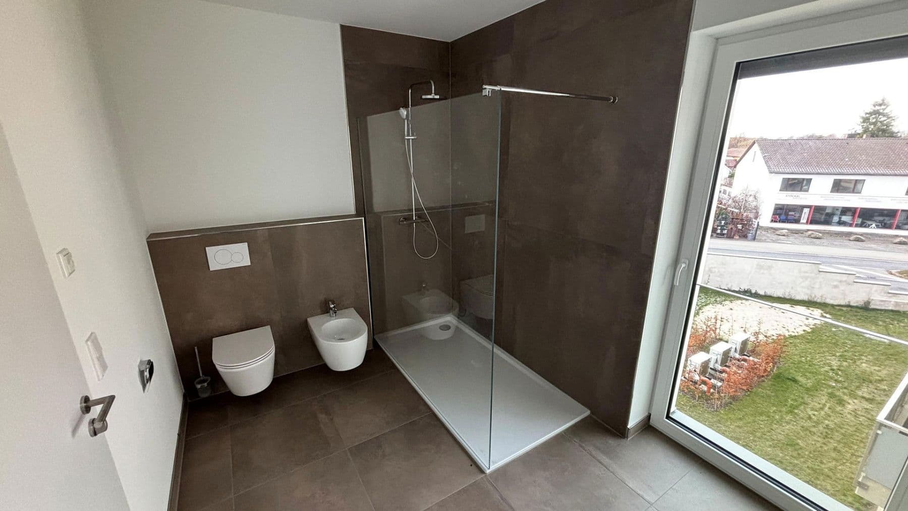 Prenájom bytu 3-izbový 147 m², Wrestedt, Dolné Sasko Prenájom bytu 3-izbový 147 m², Wrestedt, Dolné Sasko