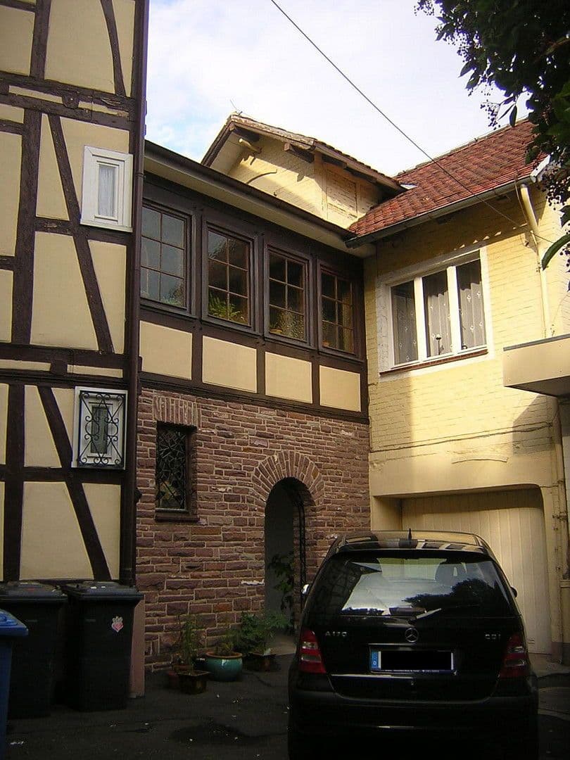 Predaj domu 340 m², pozemek 405 m², Ziegenhainer Straße 3, Homberg (Efze), Hesensko Predaj domu 340 m², pozemek 405 m², Ziegenhainer Straße 3, Homberg (Efze), Hesensko