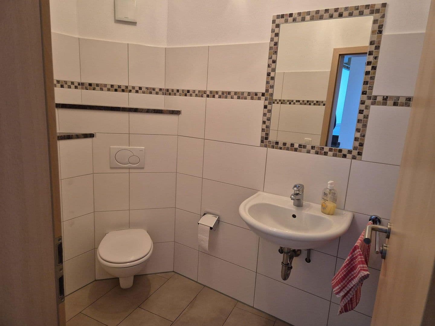 Prenájom kancelárie 150 m², Schwindegg, Bavorsko Prenájom kancelárie 150 m², Schwindegg, Bavorsko