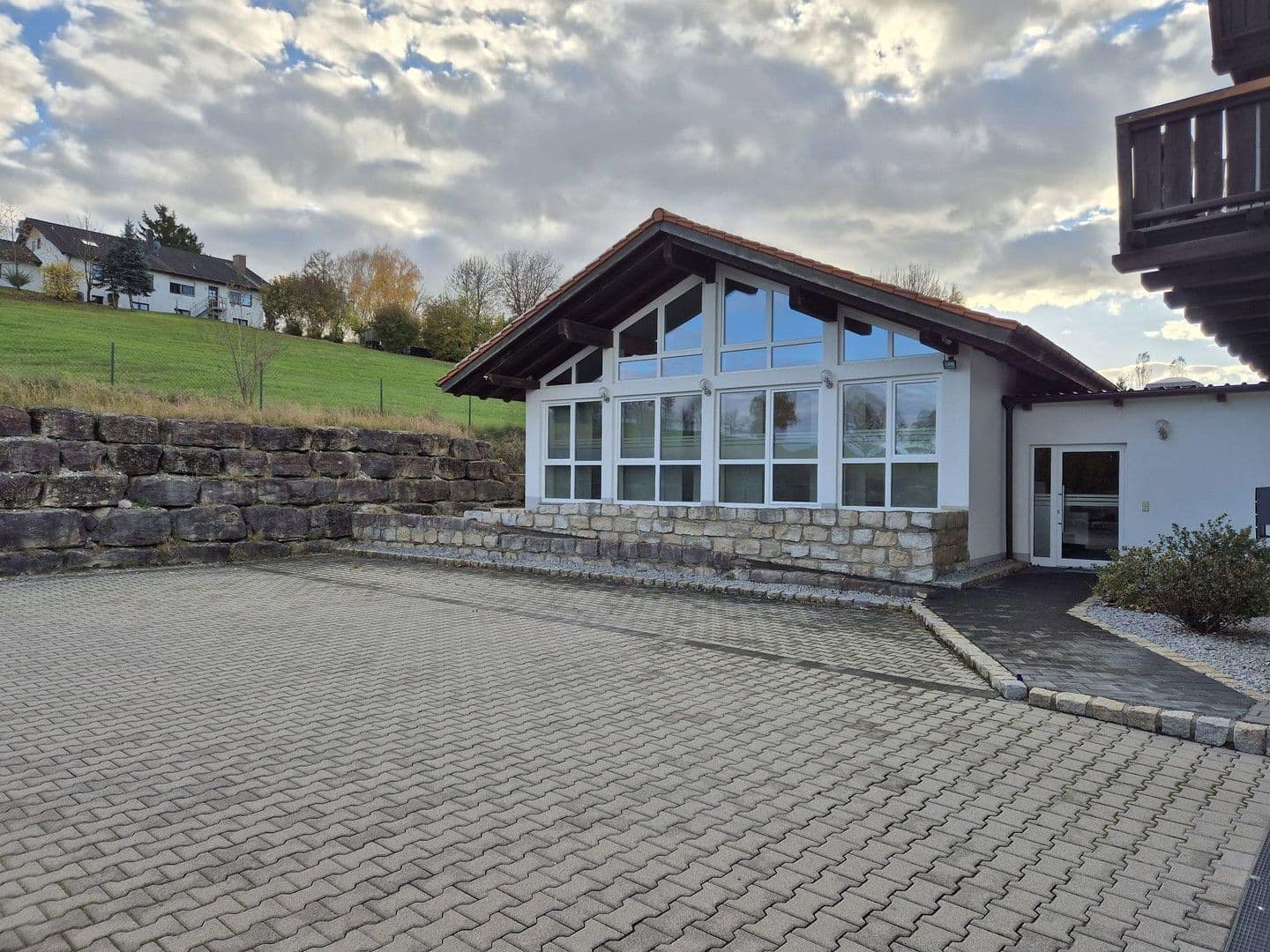 Prenájom kancelárie 150 m², Schwindegg, Bavorsko Prenájom kancelárie 150 m², Schwindegg, Bavorsko