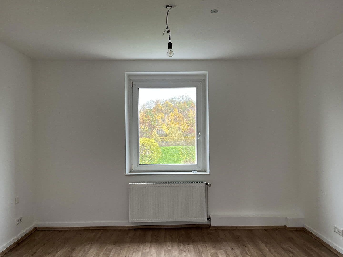 Prenájom domu 260 m², pozemek 430 m², Herrmann Rinne Str. 34, Duisburg, Severné Porýnie - Westfálsko Prenájom domu 260 m², pozemek 430 m², Herrmann Rinne Str. 34, Duisburg, Severné Porýnie - Westfálsko