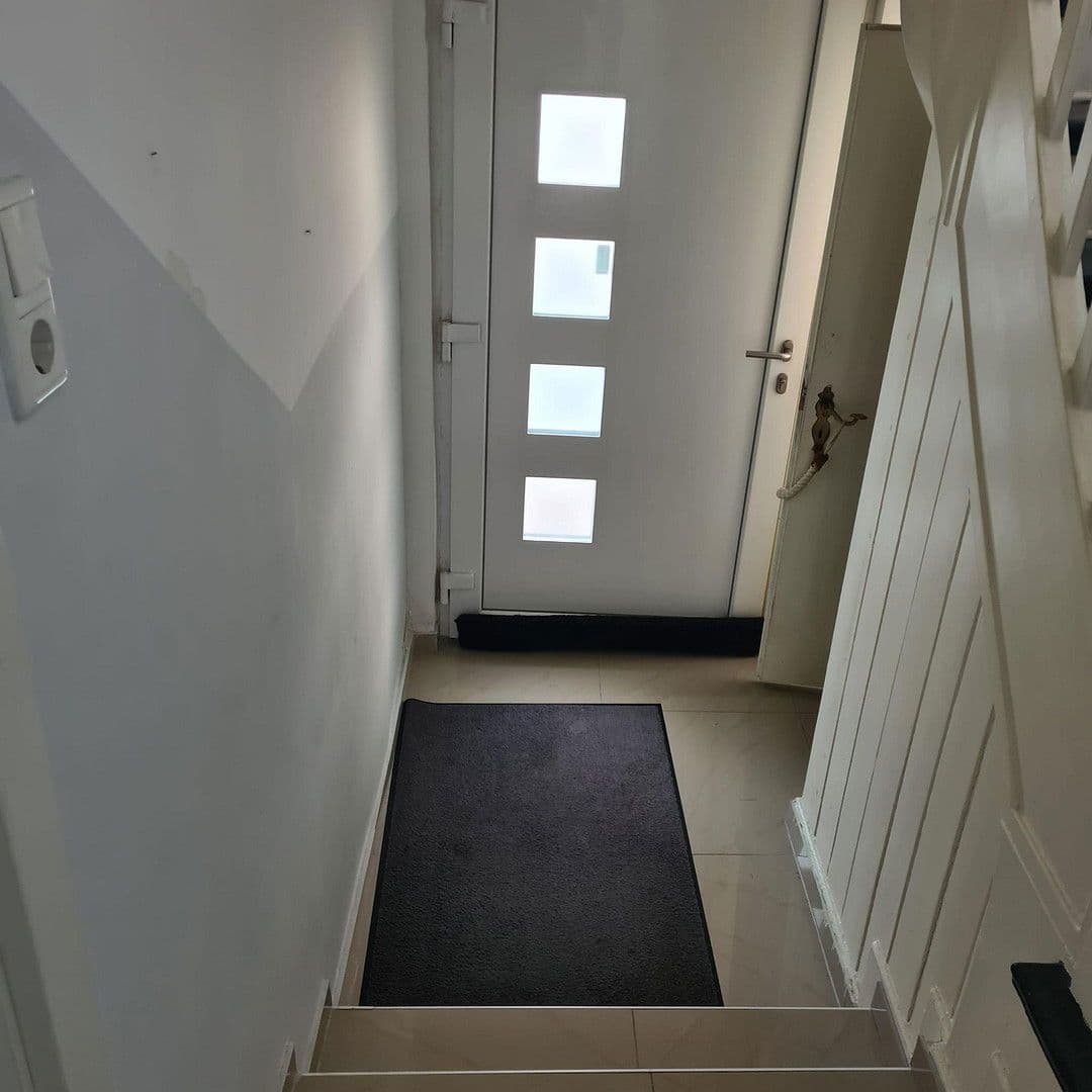 Prenájom domu 260 m², pozemek 430 m², Herrmann Rinne Str. 34, Duisburg, Severné Porýnie - Westfálsko Prenájom domu 260 m², pozemek 430 m², Herrmann Rinne Str. 34, Duisburg, Severné Porýnie - Westfálsko