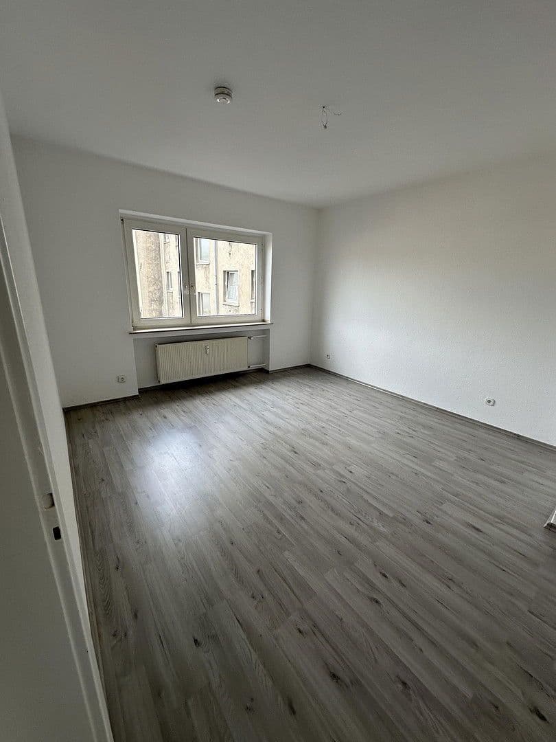 Prenájom bytu 1-izbový 60 m², Bochumer Straße 53, Recklinghausen, Severné Porýnie - Westfálsko Prenájom bytu 1-izbový 60 m², Bochumer Straße 53, Recklinghausen, Severné Porýnie - Westfálsko