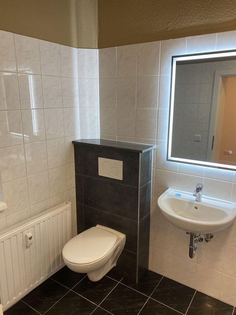 Prenájom bytu 2-izbový 45 m², Mühlhausen/Thüringen, Durínsko Prenájom bytu 2-izbový 45 m², Mühlhausen/Thüringen, Durínsko