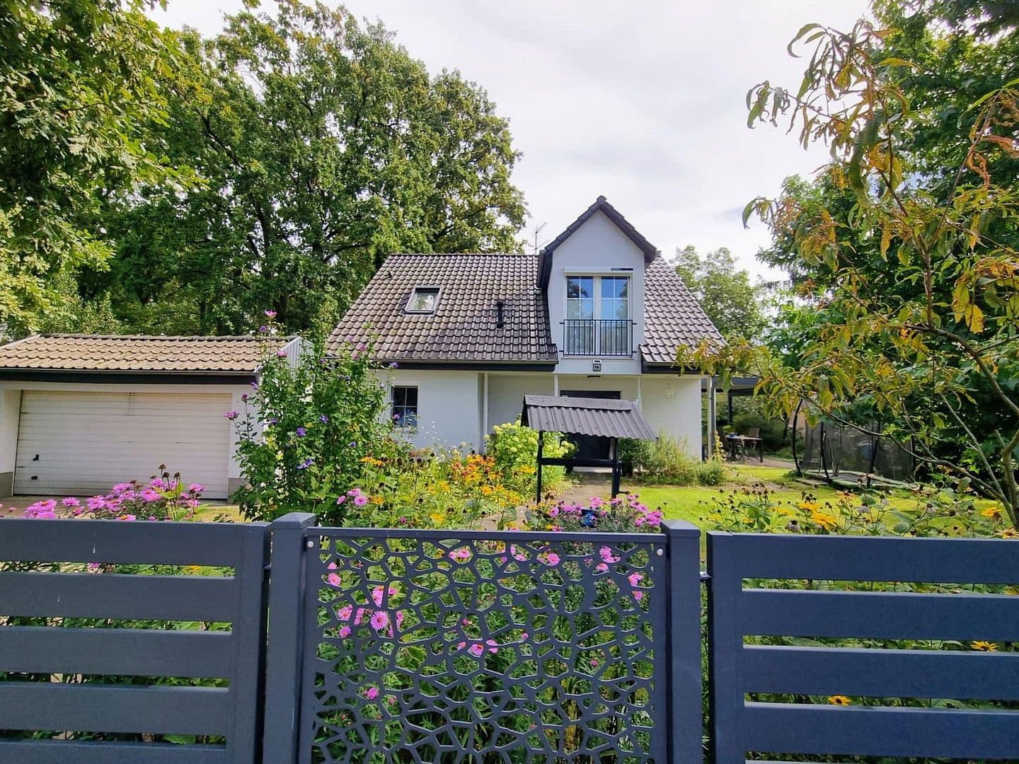 Predaj domu 130 m², pozemek 613 m², Schöneiche bei Berlin, Brandenbursko Predaj domu 130 m², pozemek 613 m², Schöneiche bei Berlin, Brandenbursko