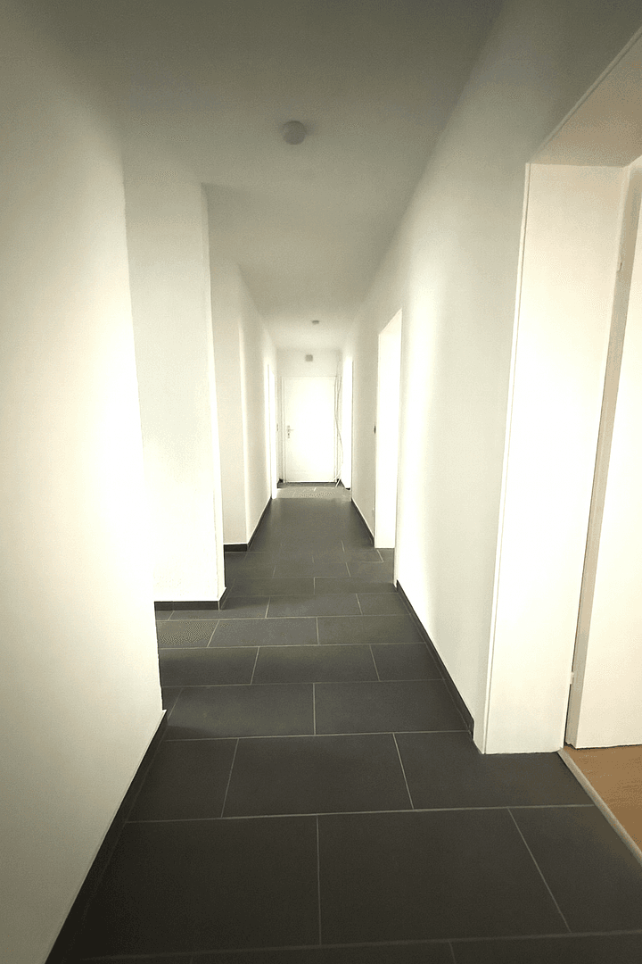 Prenájom bytu 4-izbový 92 m², Eggenstein-Leopoldshafen, Bádensko-Wurttembersko Prenájom bytu 4-izbový 92 m², Eggenstein-Leopoldshafen, Bádensko-Wurttembersko