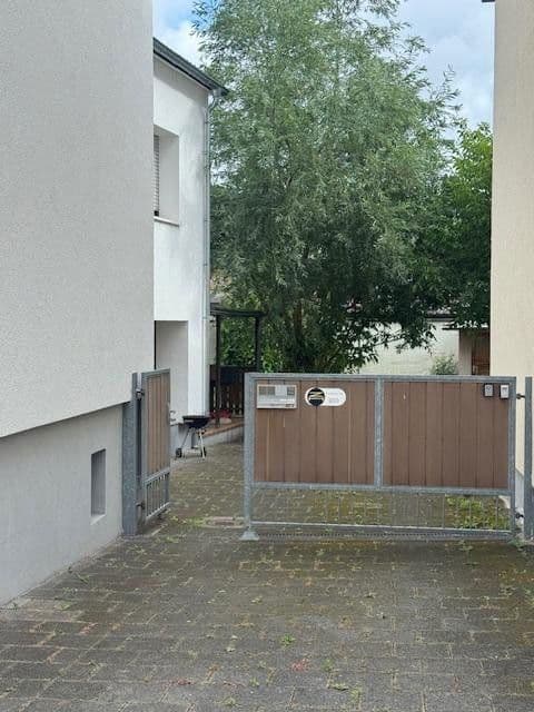 Predaj domu 186 m², pozemek 355 m², Seligenstädter Str. 56, Seligenstadt, Hesensko Predaj domu 186 m², pozemek 355 m², Seligenstädter Str. 56, Seligenstadt, Hesensko