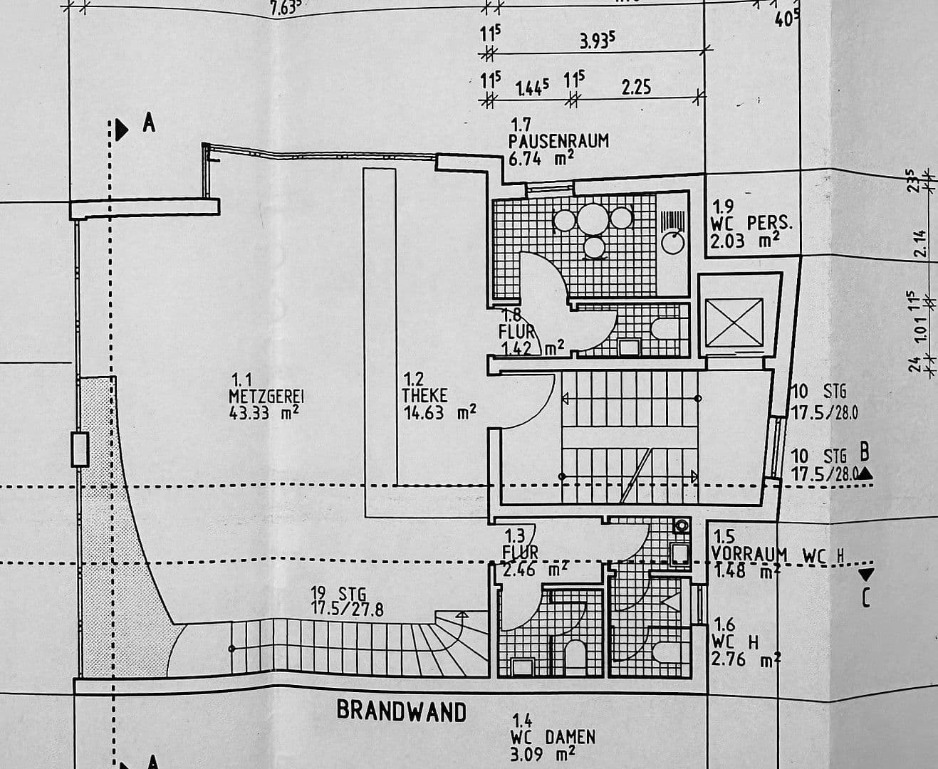 Predaj domu 400 m², pozemek 259 m², Langen, Hesensko Predaj domu 400 m², pozemek 259 m², Langen, Hesensko