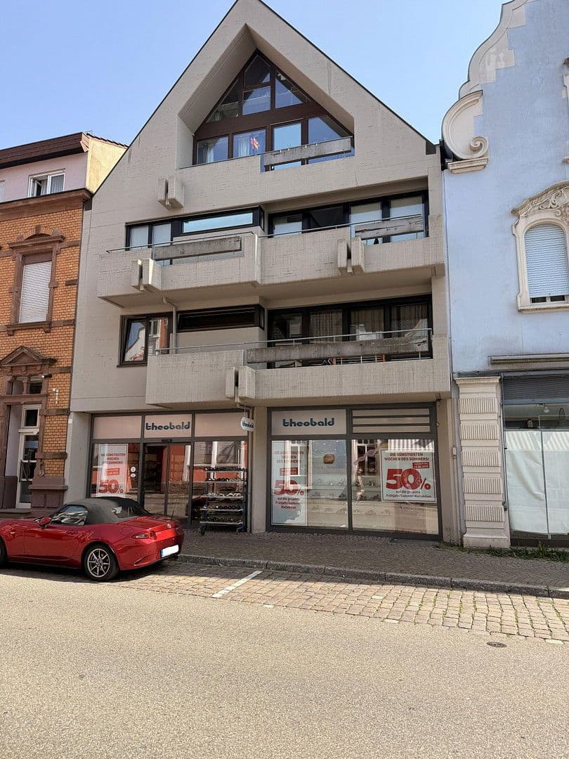 Prenájom nebytového priestoru 190 m², Hauptstraße 25, Zell am Harmersbach, Bádensko-Wurttembersko Prenájom nebytového priestoru 190 m², Hauptstraße 25, Zell am Harmersbach, Bádensko-Wurttembersko