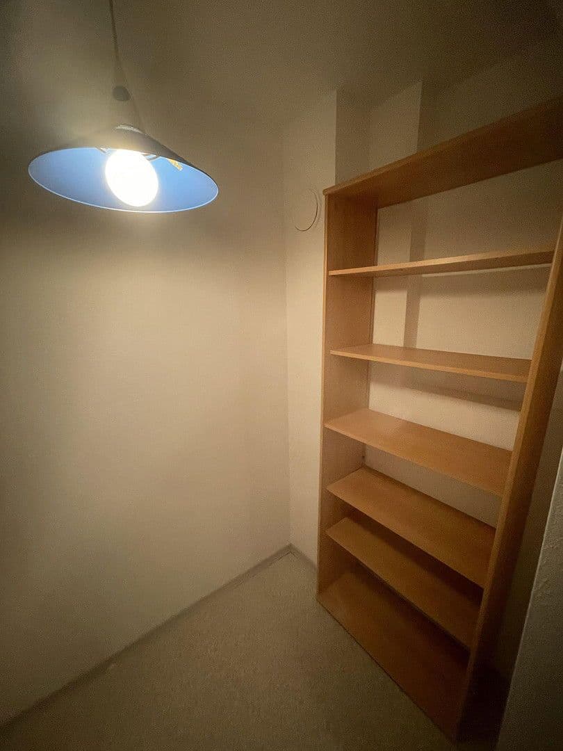 Prenájom bytu 4-izbový 96 m², Wolfgang-Höfer-Str., Ingolstadt, Bavorsko Prenájom bytu 4-izbový 96 m², Wolfgang-Höfer-Str., Ingolstadt, Bavorsko