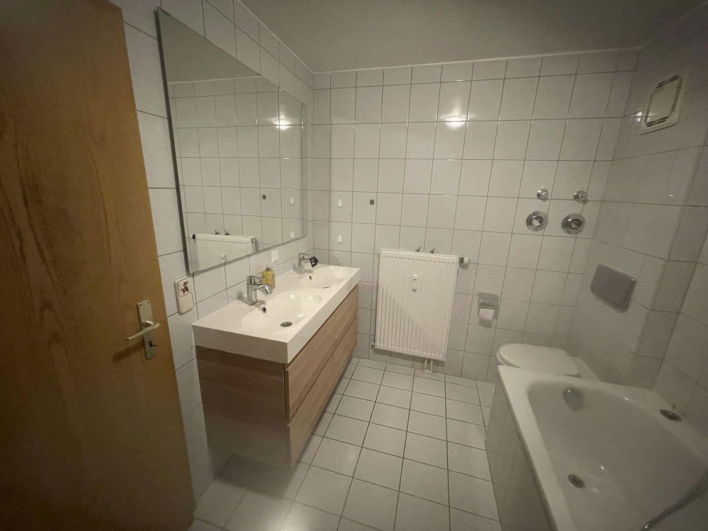 Prenájom bytu 4-izbový 96 m², Wolfgang-Höfer-Str., Ingolstadt, Bavorsko Prenájom bytu 4-izbový 96 m², Wolfgang-Höfer-Str., Ingolstadt, Bavorsko