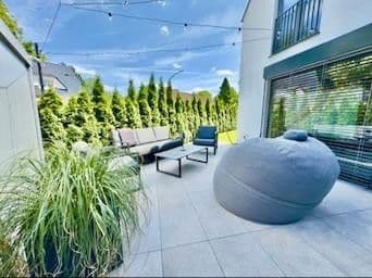 Prenájom bytu 4-izbový 124 m², Hamburg, Hamburg Prenájom bytu 4-izbový 124 m², Hamburg, Hamburg