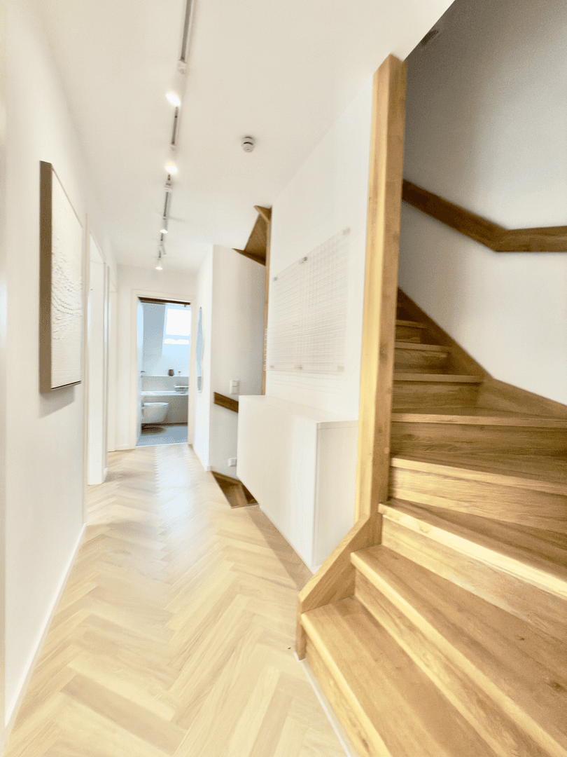 Prenájom bytu 4-izbový 124 m², Hamburg, Hamburg Prenájom bytu 4-izbový 124 m², Hamburg, Hamburg