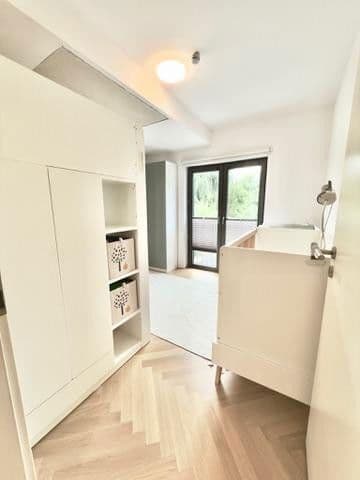 Prenájom bytu 4-izbový 124 m², Hamburg, Hamburg Prenájom bytu 4-izbový 124 m², Hamburg, Hamburg