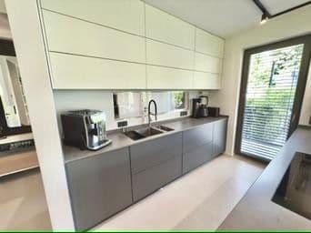 Prenájom bytu 4-izbový 124 m², Hamburg, Hamburg Prenájom bytu 4-izbový 124 m², Hamburg, Hamburg