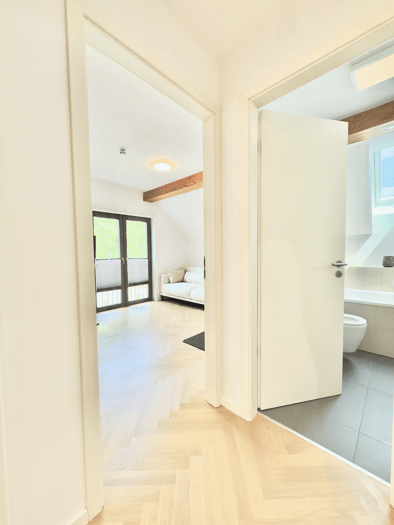 Prenájom bytu 4-izbový 124 m², Hamburg, Hamburg Prenájom bytu 4-izbový 124 m², Hamburg, Hamburg