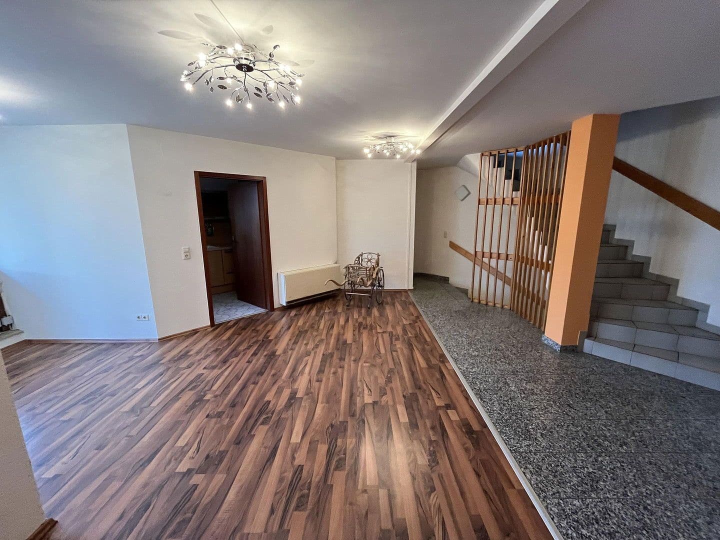 Predaj domu 165 m², pozemek 165 m², Tettnang, Bádensko-Wurttembersko Predaj domu 165 m², pozemek 165 m², Tettnang, Bádensko-Wurttembersko