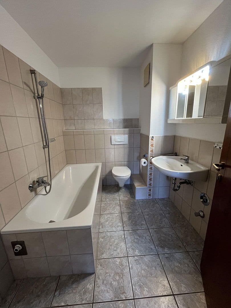 Predaj domu 165 m², pozemek 165 m², Tettnang, Bádensko-Wurttembersko Predaj domu 165 m², pozemek 165 m², Tettnang, Bádensko-Wurttembersko
