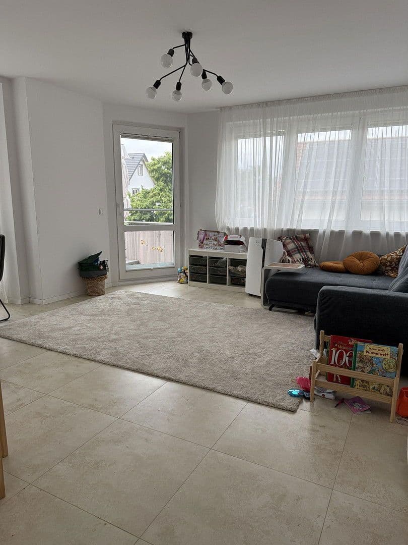 Predaj bytu 3-izbový 74 m², Ursula-Goetze-Straße, 31, Berlin, Berlín Predaj bytu 3-izbový 74 m², Ursula-Goetze-Straße, 31, Berlin, Berlín