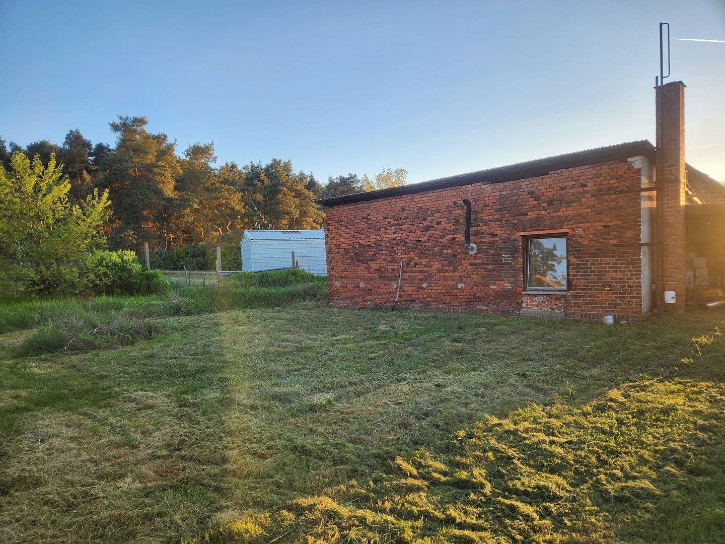 Predaj domu 95 m², pozemek 1.151 m², Jagsaler Weg 2, Kremitzaue, Brandenbursko Predaj domu 95 m², pozemek 1.151 m², Jagsaler Weg 2, Kremitzaue, Brandenbursko