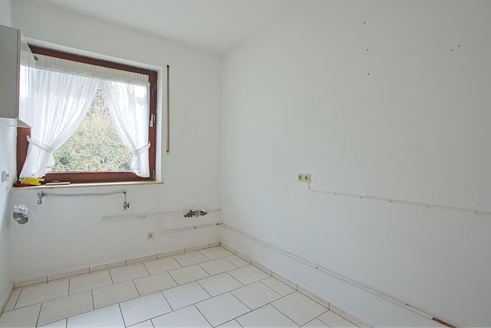 Prenájom bytu 4-izbový 166 m², Uferallee 16, Bad Bevensen, Dolné Sasko Prenájom bytu 4-izbový 166 m², Uferallee 16, Bad Bevensen, Dolné Sasko