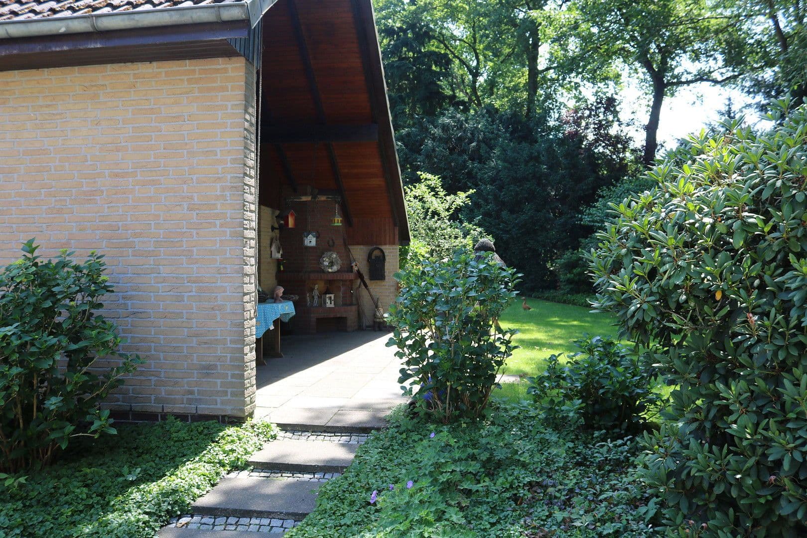 Predaj domu 204 m², pozemek 1.209 m², Hude (Oldenburg), Dolné Sasko Predaj domu 204 m², pozemek 1.209 m², Hude (Oldenburg), Dolné Sasko