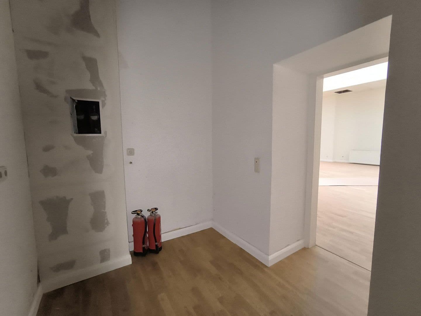 Prenájom nebytového priestoru 9 m², Hegelstraße 19, Magdeburg, Sasko-Anhaltsko Prenájom nebytového priestoru 9 m², Hegelstraße 19, Magdeburg, Sasko-Anhaltsko