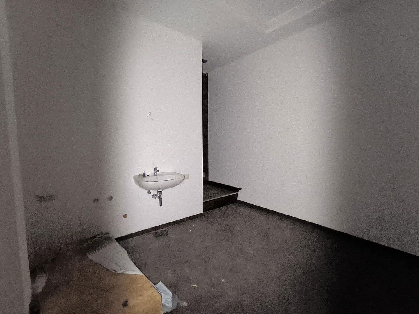 Prenájom nebytového priestoru 9 m², Hegelstraße 19, Magdeburg, Sasko-Anhaltsko Prenájom nebytového priestoru 9 m², Hegelstraße 19, Magdeburg, Sasko-Anhaltsko