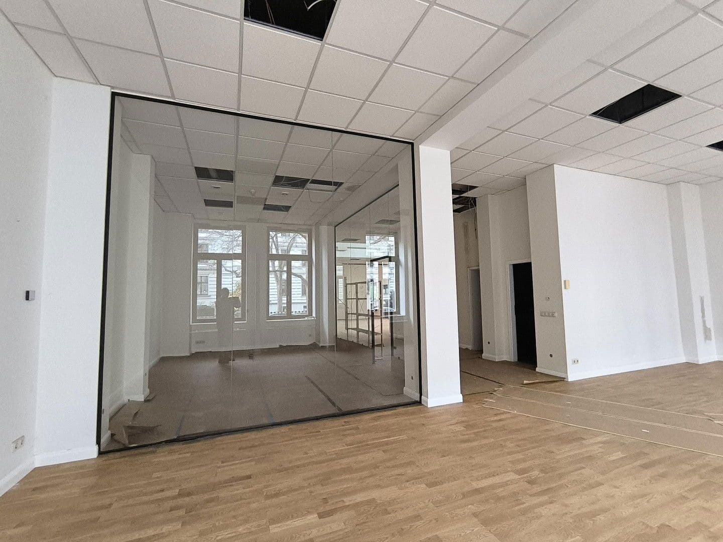 Prenájom nebytového priestoru 9 m², Hegelstraße 19, Magdeburg, Sasko-Anhaltsko Prenájom nebytového priestoru 9 m², Hegelstraße 19, Magdeburg, Sasko-Anhaltsko
