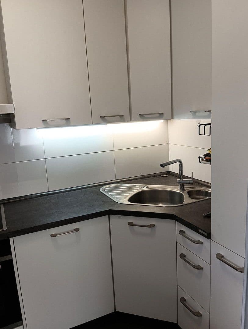 Prenájom bytu 4-izbový 84 m², Fritz-Bauer-Str., München, Bavorsko Prenájom bytu 4-izbový 84 m², Fritz-Bauer-Str., München, Bavorsko