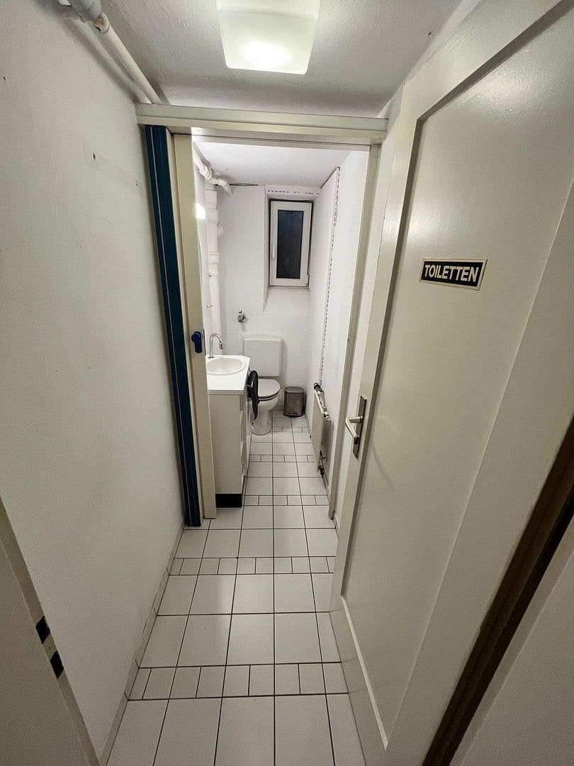 Prenájom kancelárie 50 m², Schützenstraße 11, Stuttgart, Bádensko-Wurttembersko Prenájom kancelárie 50 m², Schützenstraße 11, Stuttgart, Bádensko-Wurttembersko