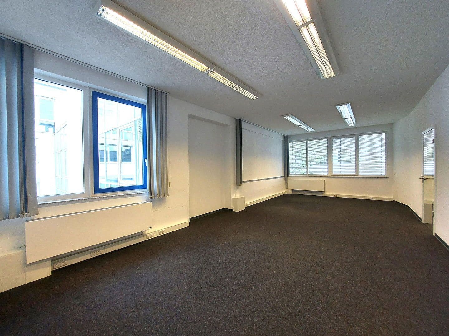 Prenájom kancelárie 1.900 m², Alzenau, Bavorsko Prenájom kancelárie 1.900 m², Alzenau, Bavorsko