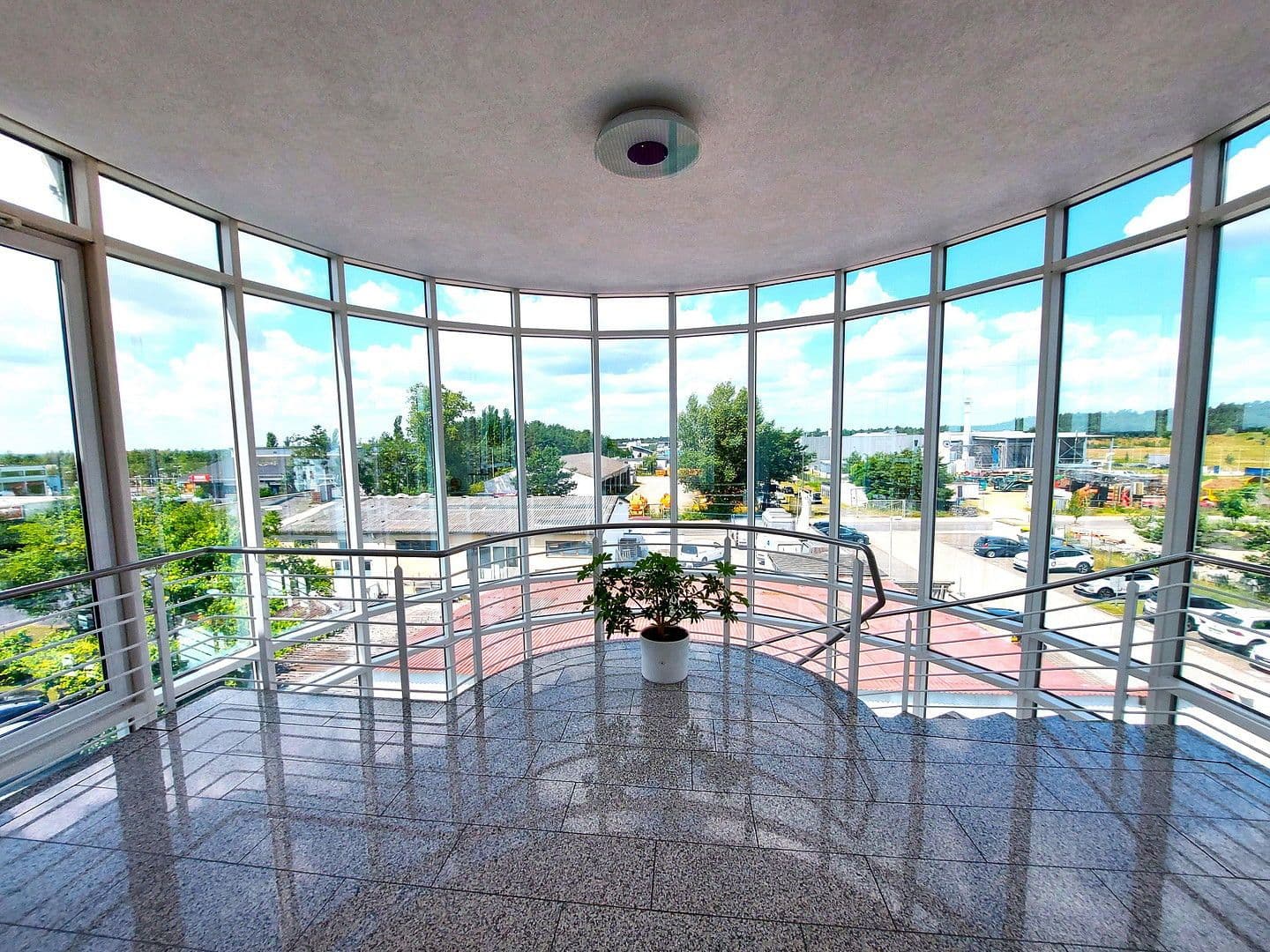 Prenájom kancelárie 1.900 m², Alzenau, Bavorsko Prenájom kancelárie 1.900 m², Alzenau, Bavorsko