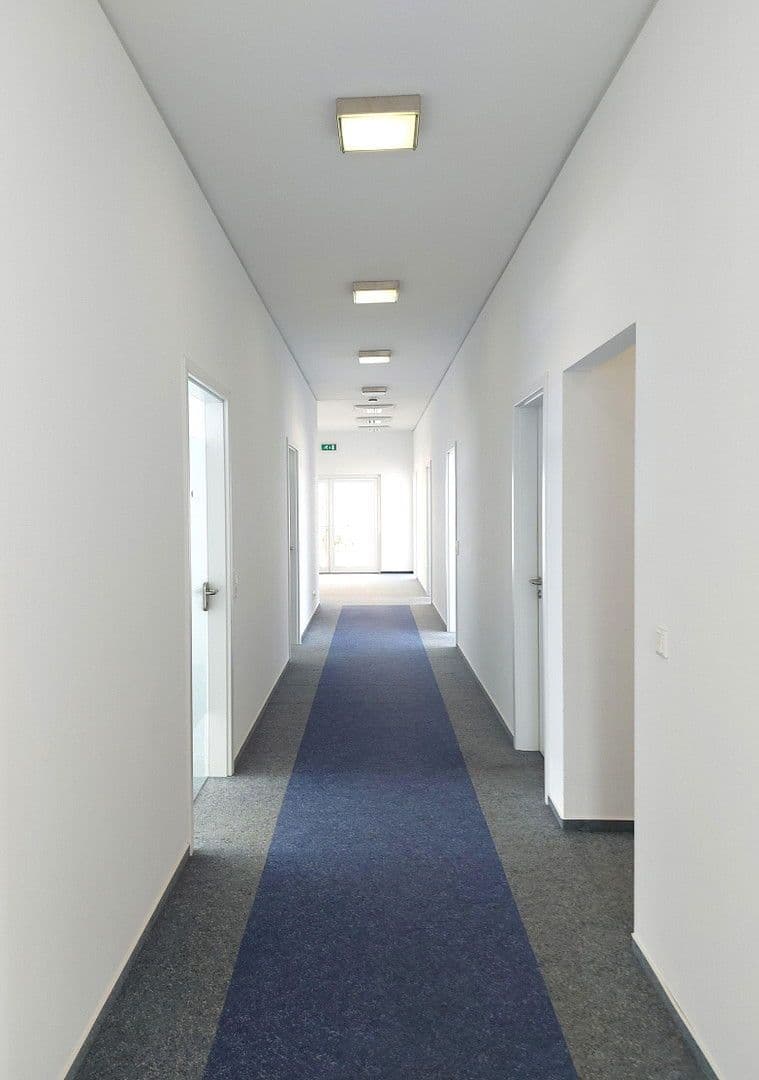 Prenájom kancelárie 1.900 m², Alzenau, Bavorsko Prenájom kancelárie 1.900 m², Alzenau, Bavorsko