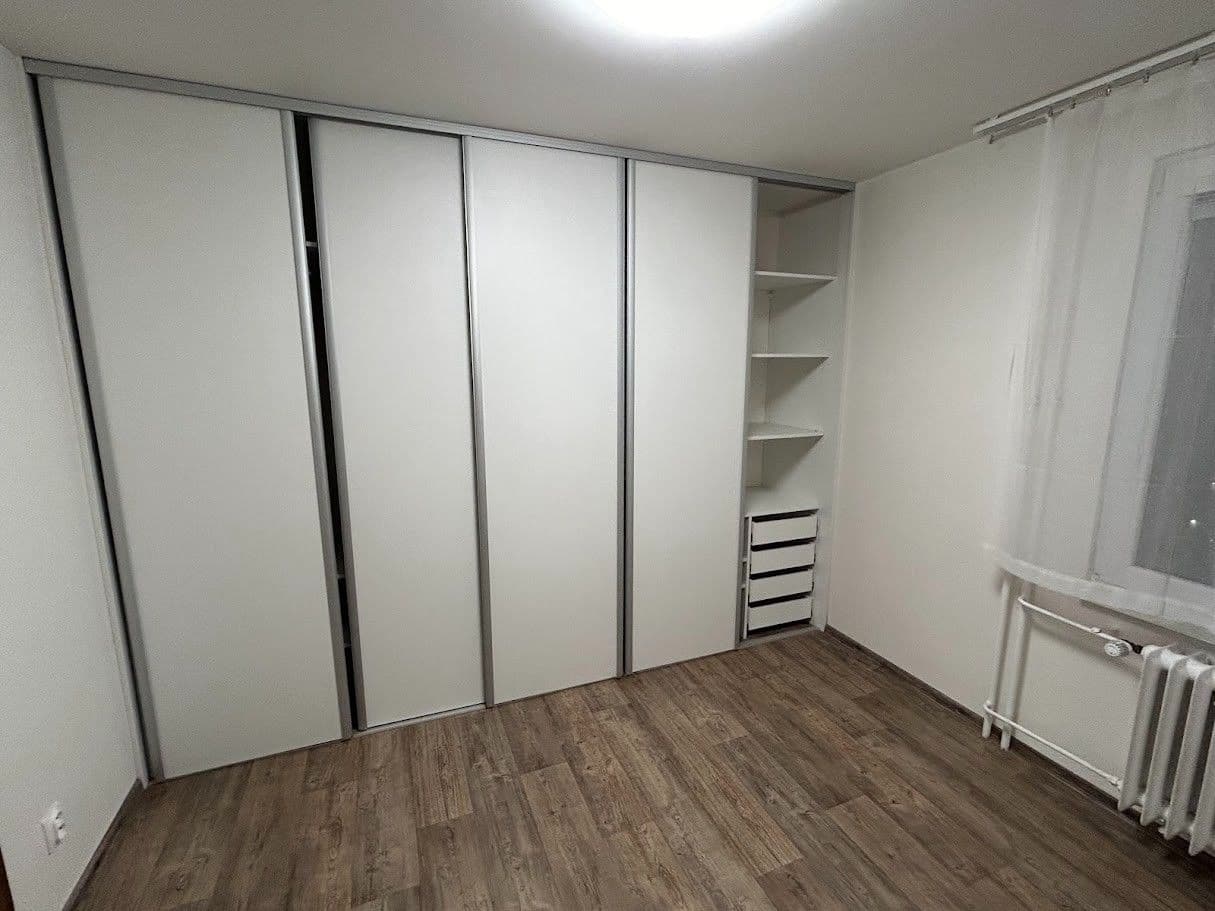 Predaj bytu 3-izbový 59 m², Oráčova, Ostrava, Moravskoslezský kraj Predaj bytu 3-izbový 59 m², Oráčova, Ostrava, Moravskoslezský kraj