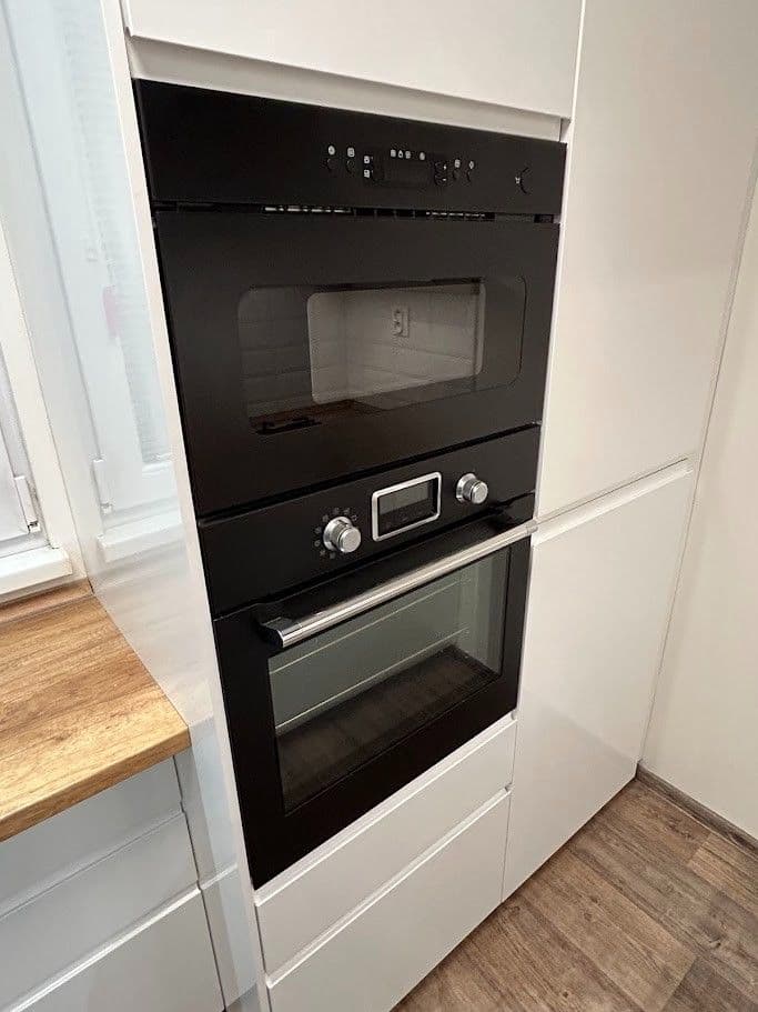 Predaj bytu 3-izbový 59 m², Oráčova, Ostrava, Moravskoslezský kraj Predaj bytu 3-izbový 59 m², Oráčova, Ostrava, Moravskoslezský kraj