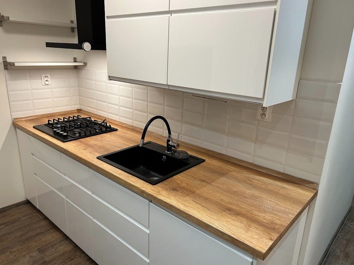 Predaj bytu 3-izbový 59 m², Oráčova, Ostrava, Moravskoslezský kraj Predaj bytu 3-izbový 59 m², Oráčova, Ostrava, Moravskoslezský kraj