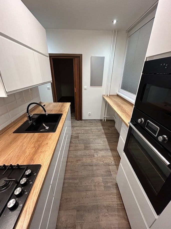 Predaj bytu 3-izbový 59 m², Oráčova, Ostrava, Moravskoslezský kraj Predaj bytu 3-izbový 59 m², Oráčova, Ostrava, Moravskoslezský kraj