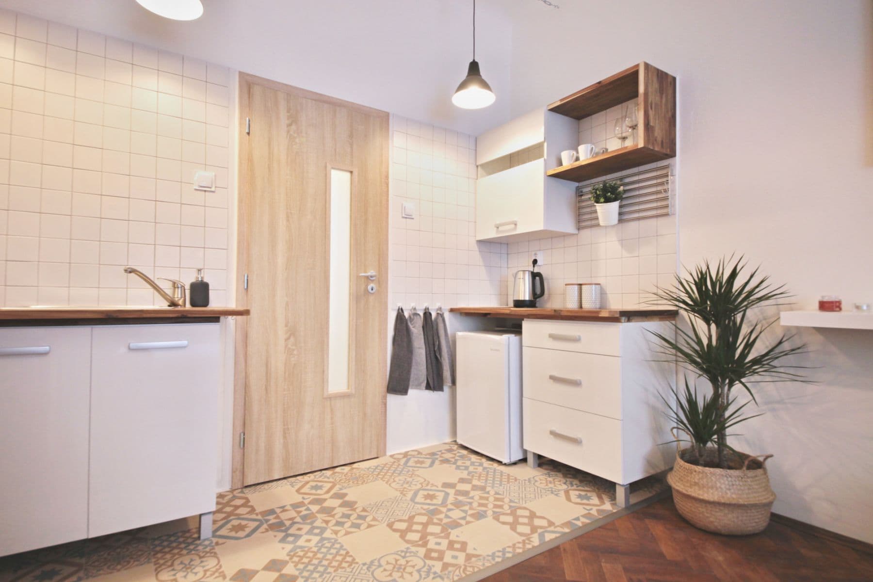 Prenájom bytu 28 m², U Zeměpisného ústavu, Praha, Praha Prenájom bytu 28 m², U Zeměpisného ústavu, Praha, Praha