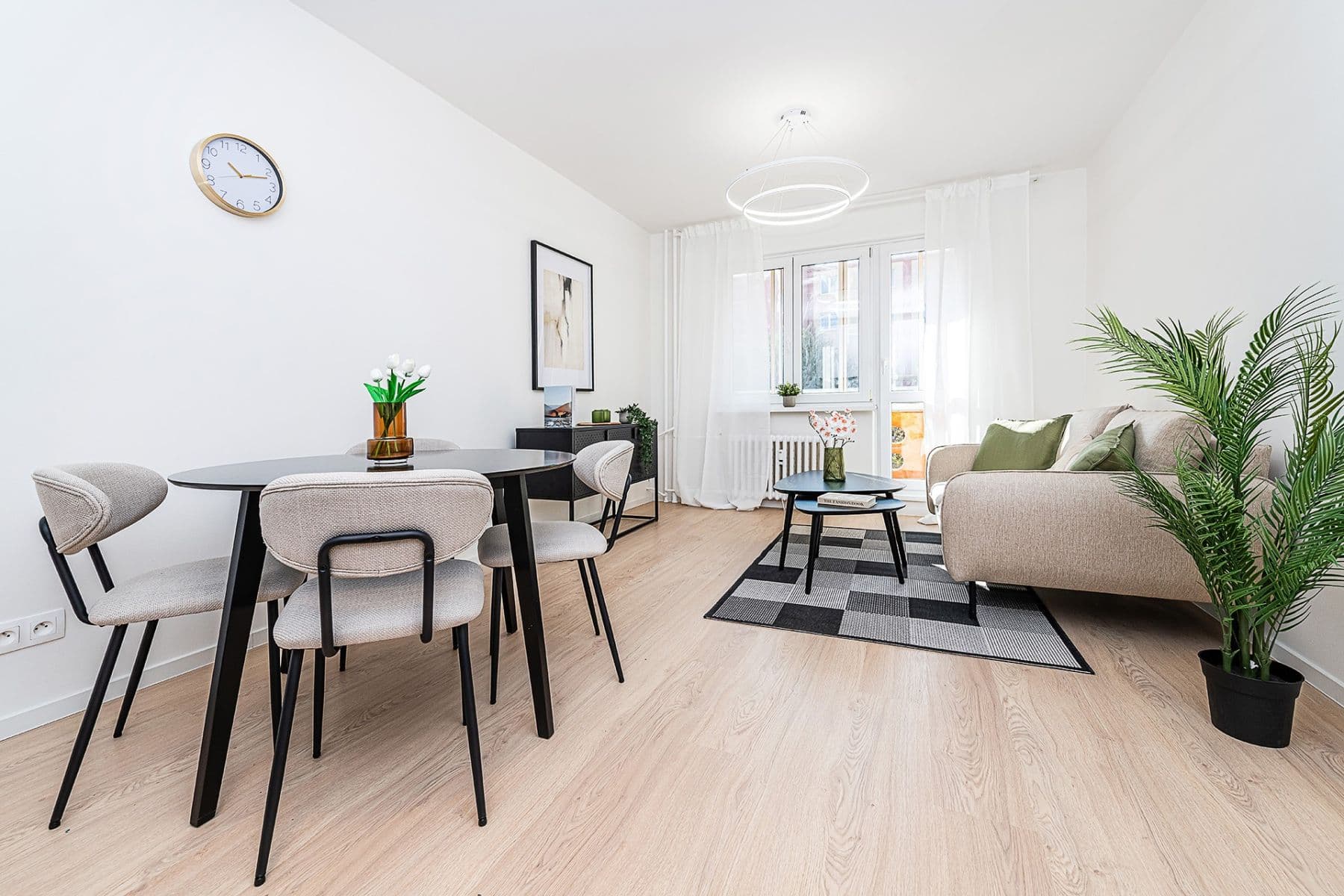 Predaj bytu 4-izbový 75 m², Hřibská, Praha, Praha Predaj bytu 4-izbový 75 m², Hřibská, Praha, Praha