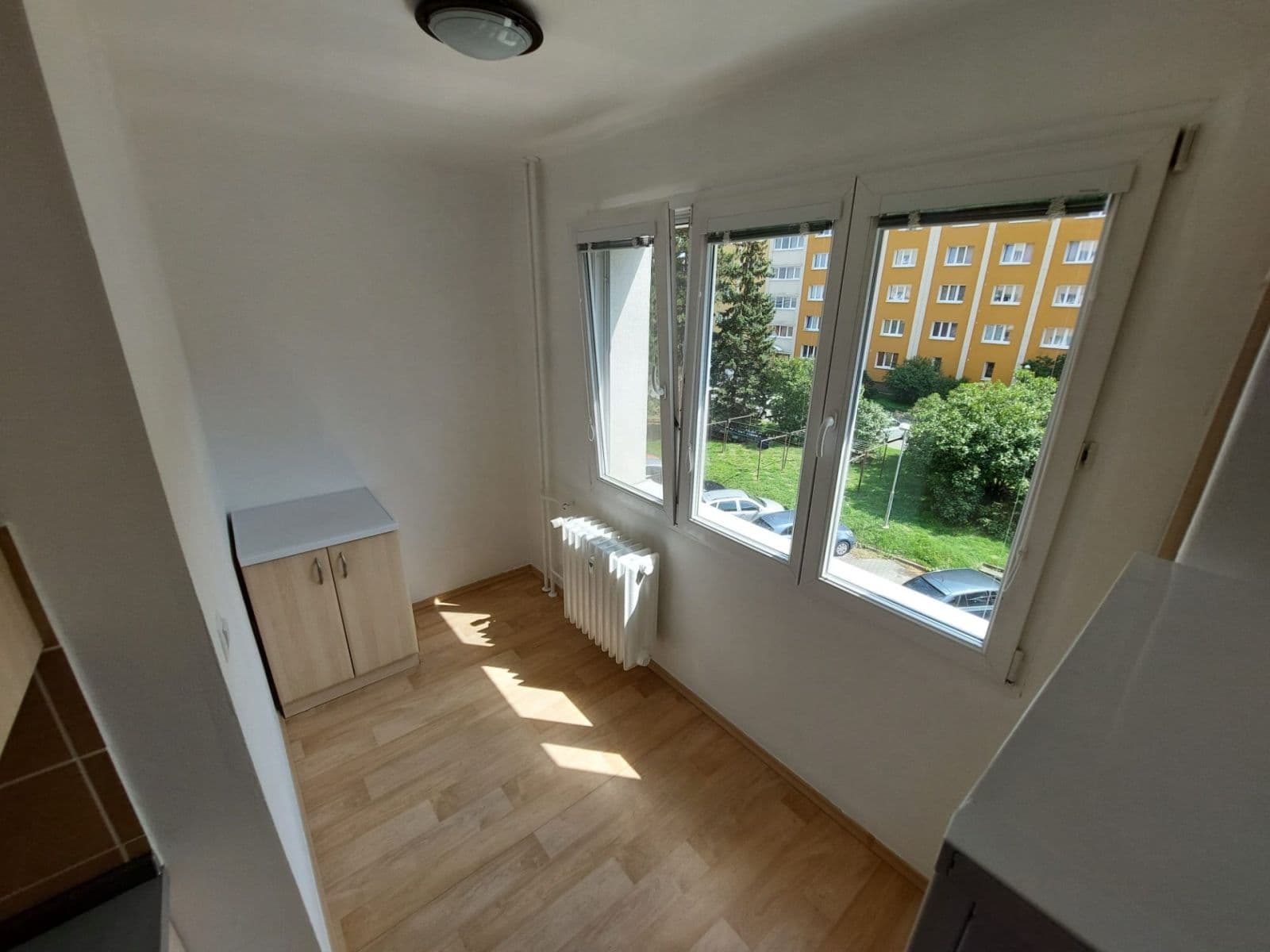 Prenájom bytu 1-izbový 42 m², Smrková, Plzeň, Plzeňský kraj Prenájom bytu 1-izbový 42 m², Smrková, Plzeň, Plzeňský kraj