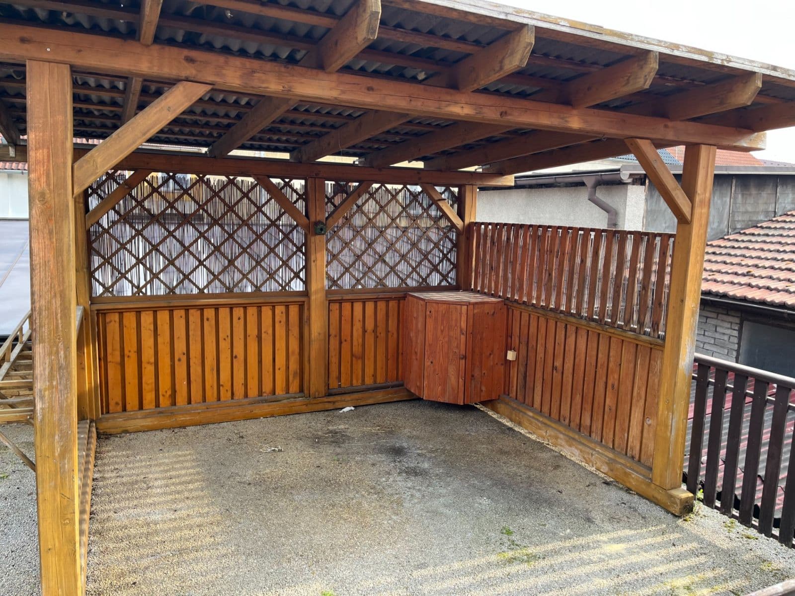 Prenájom bytu 3-izbový 120 m², Havlíčkovo nám., Kladno, Středočeský kraj Prenájom bytu 3-izbový 120 m², Havlíčkovo nám., Kladno, Středočeský kraj